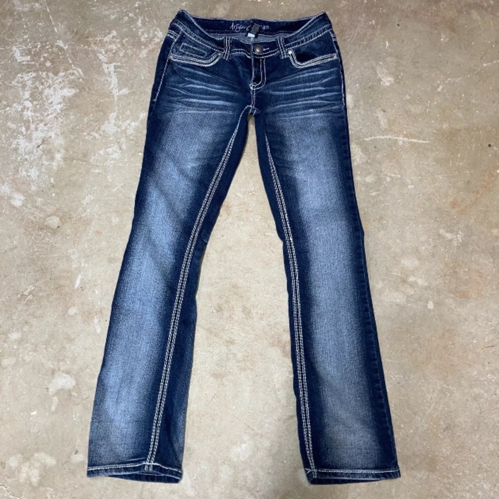 Ariya Jeans Flap Pocket Bling Embroidered Bootcut Blue Jeans Size 7/8L31 - Picture 3 of 10